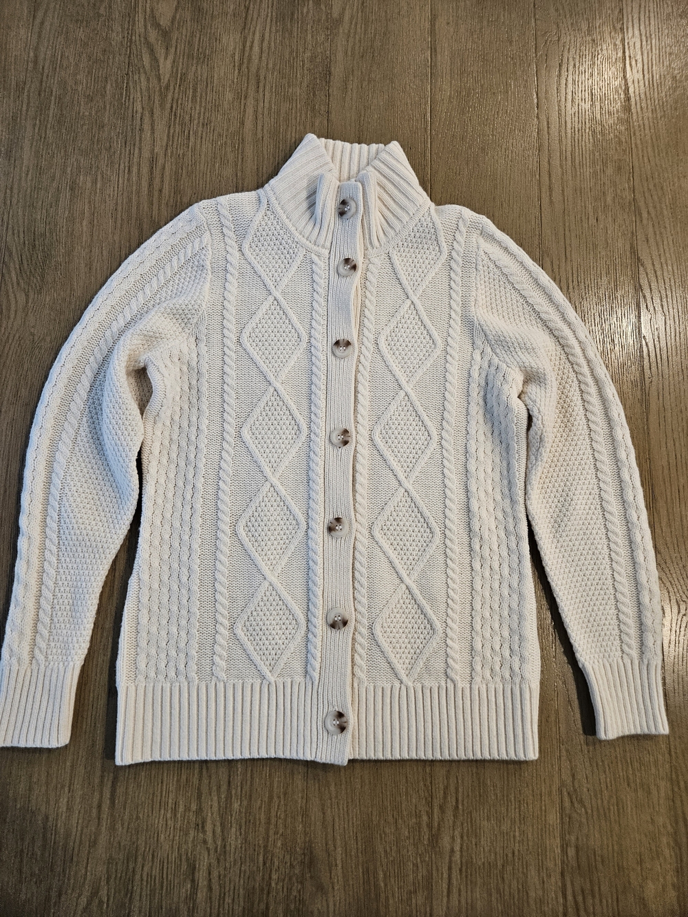 L.L. Bean Cream Cable-Knit Fisherman 80% Wool Cabincore Button Cardigan Sz. M - Picture 8 of 8